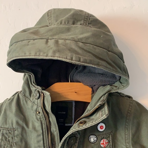 💚Baby Gap Toddler 2 years Khaki Army Green Hooded Denim Jacket w padding inside - Picture 3 of 15